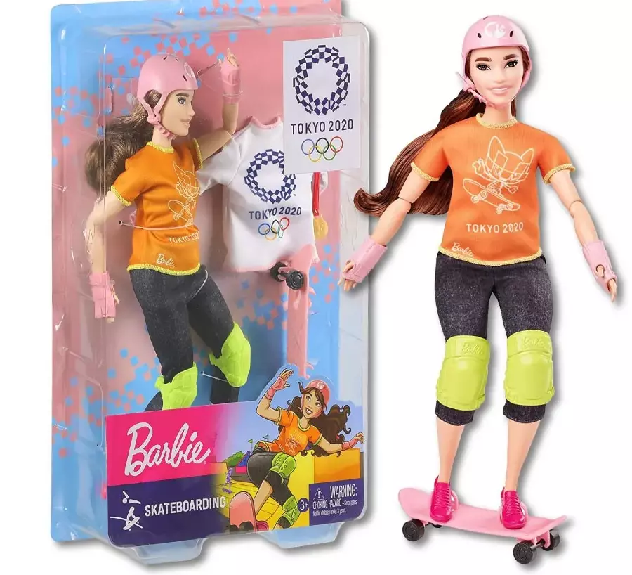 Barbie GJL78 Skateboarder Doll